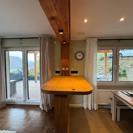 Eden Escapes 公寓 *