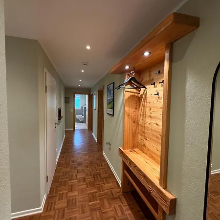 Eden Escapes 公寓 *