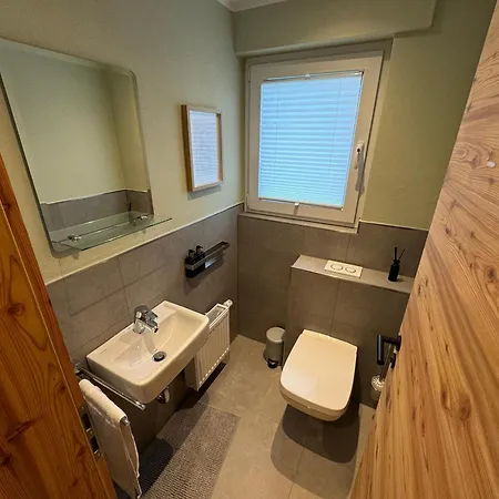 Eden Escapes 公寓 *