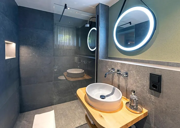 Eden Escapes 公寓 *