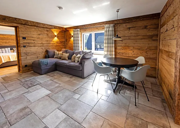 Eden Escapes 公寓 *