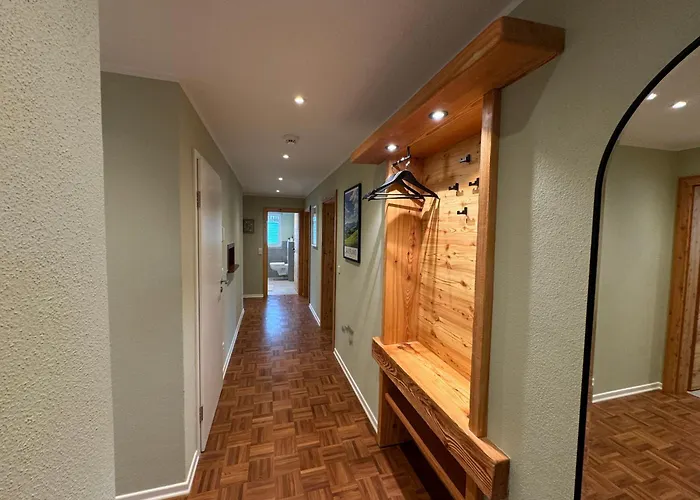 Eden Escapes 公寓 *